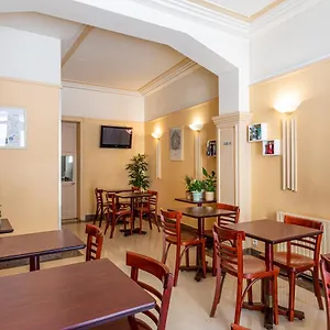 Saint Maurice Hotel